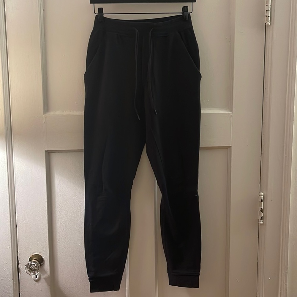 Lululemon “city sweat” joggers